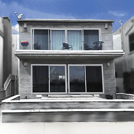 Ferienwohnung Elegant With Spectacular View & Steps To So Much.